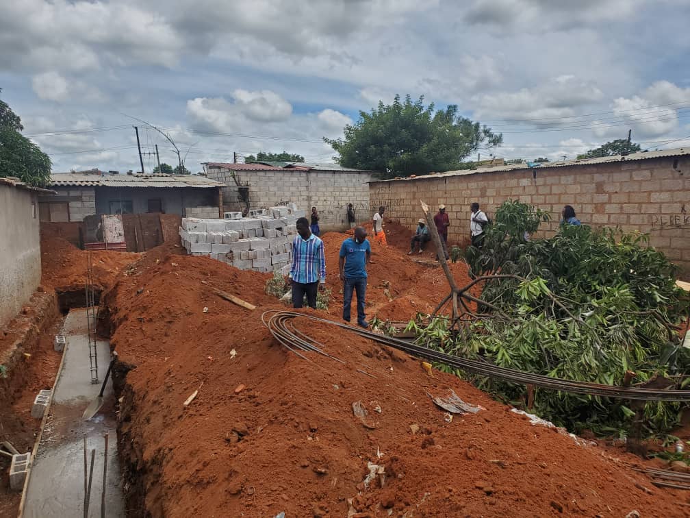 515E6750-B8C4-4B2E-B0C6-3830066D393C